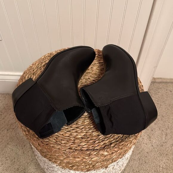 Jack Rogers Women's Black Ankle Boots - 8.5 - Great Condition - Picture 9 of 9